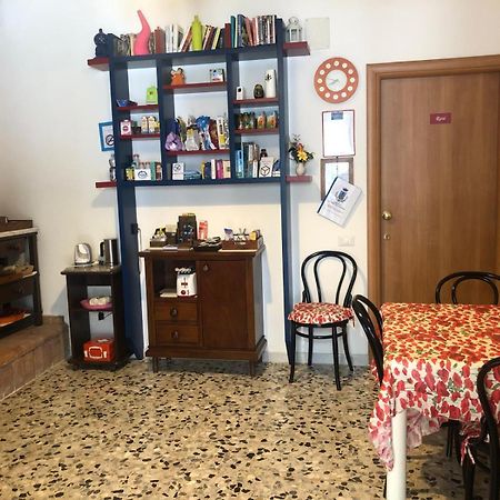Hotel La Piccola Casa Del Cinema à Giffoni Valle Piana Extérieur photo