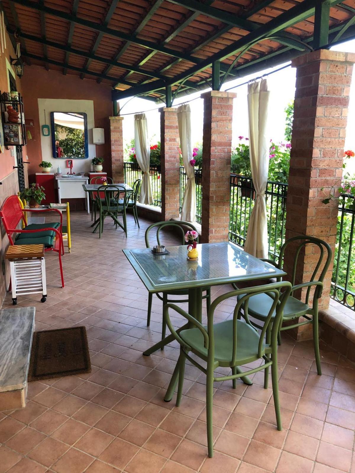 Hotel La Piccola Casa Del Cinema à Giffoni Valle Piana Extérieur photo